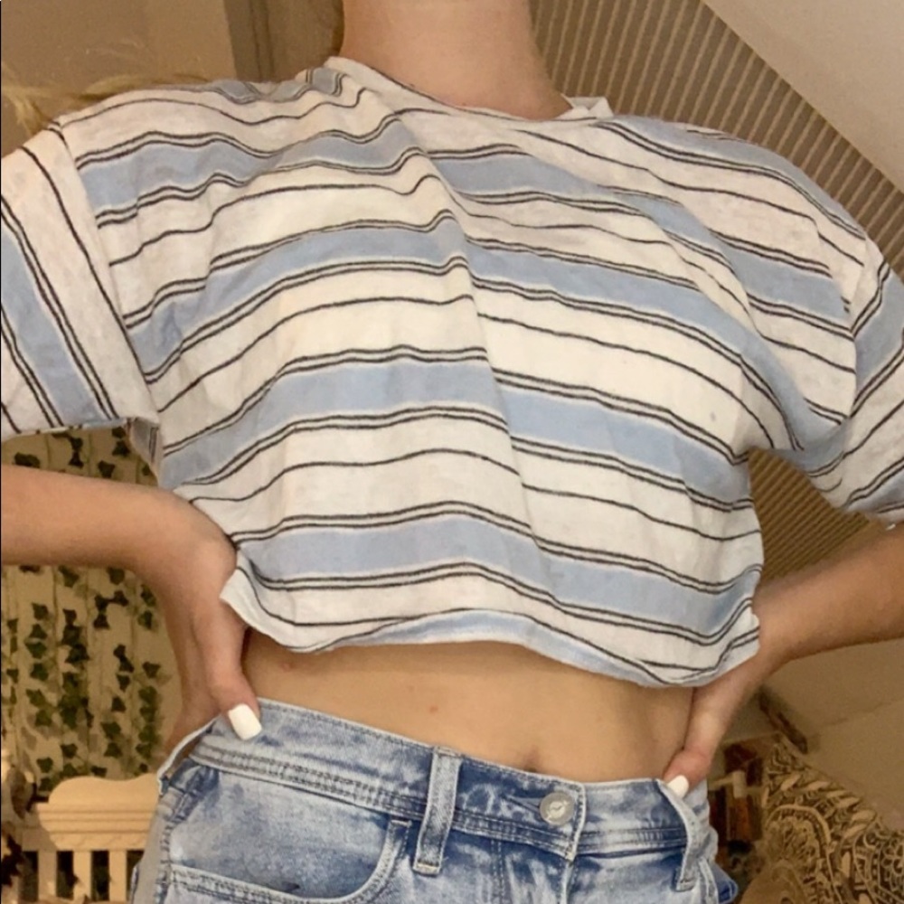 Literally the cutest crop top ever!!